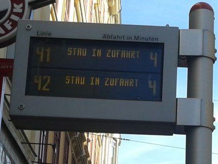 Ein Unfall auf der Währinger Straße verbirgt sich hinter dem "Stau in der Zufahrt". Ein Unfall auf der Währinger Straße verbirgt sich hinter dem "Stau in der Zufahrt".
