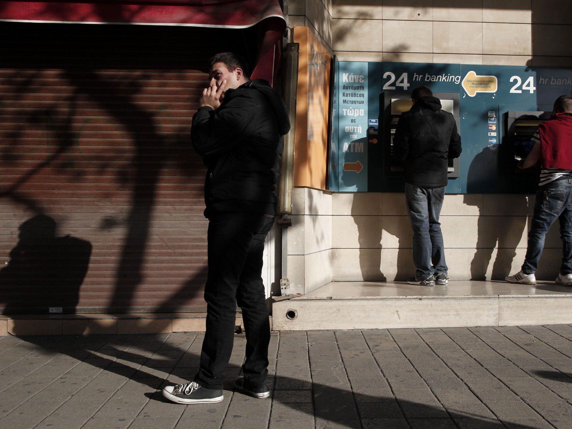 Zypern: Bankenöffnung verschoben.