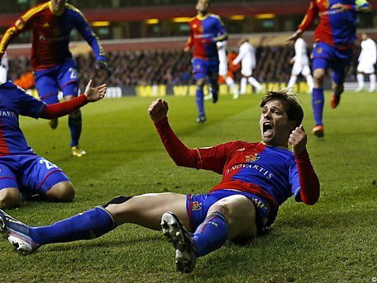 Basel-Spieler Stocker nach Treffer zum 1:0 Basel-Spieler Stocker nach Treffer zum 1:0
