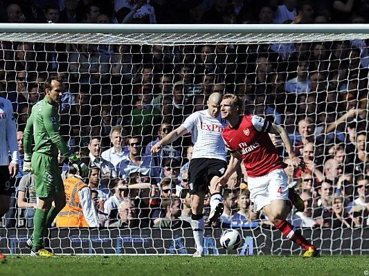 Per Mertesacker traf zum 1:0 gegen Fulham Per Mertesacker traf zum 1:0 gegen Fulham