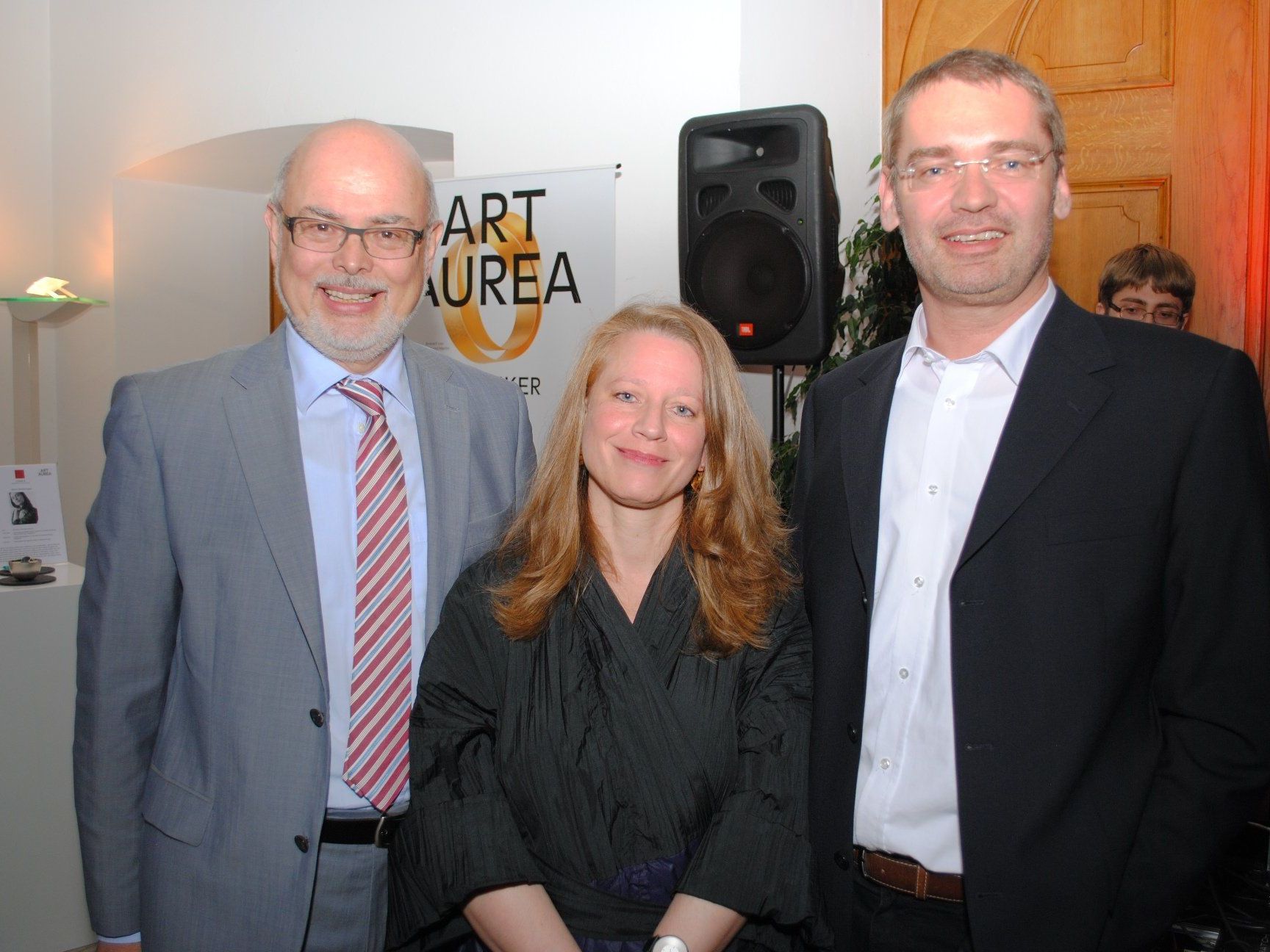 Peter Ritter, Miriam Schreinzer und Thomas Lins eröffneten die Unikat B Peter Ritter, Miriam Schreinzer und Thomas Lins eröffneten die Unikat B