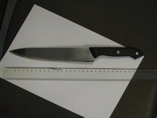 Mit diesem Küchenmesser war der Räuber in Ottakring bewaffnet Mit diesem Küchenmesser war der Räuber in Ottakring bewaffnet