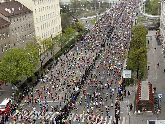Für den Vienna City Marathon werden zahlreiche Straßen gesperrt - Autofahrer müssen ausweichen Für den Vienna City Marathon werden zahlreiche Straßen gesperrt - Autofahrer müssen ausweichen