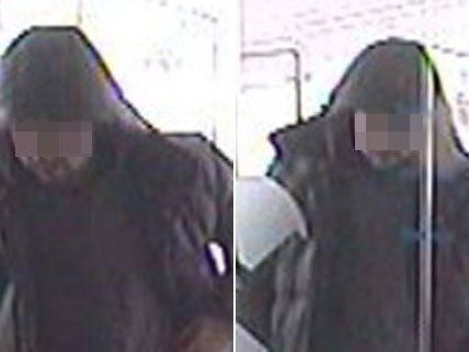 Dieser Mann wurde nach dem Banküberfall in Mauerbach von der Polizei gesucht. Dieser Mann wurde nach dem Banküberfall in Mauerbach von der Polizei gesucht.