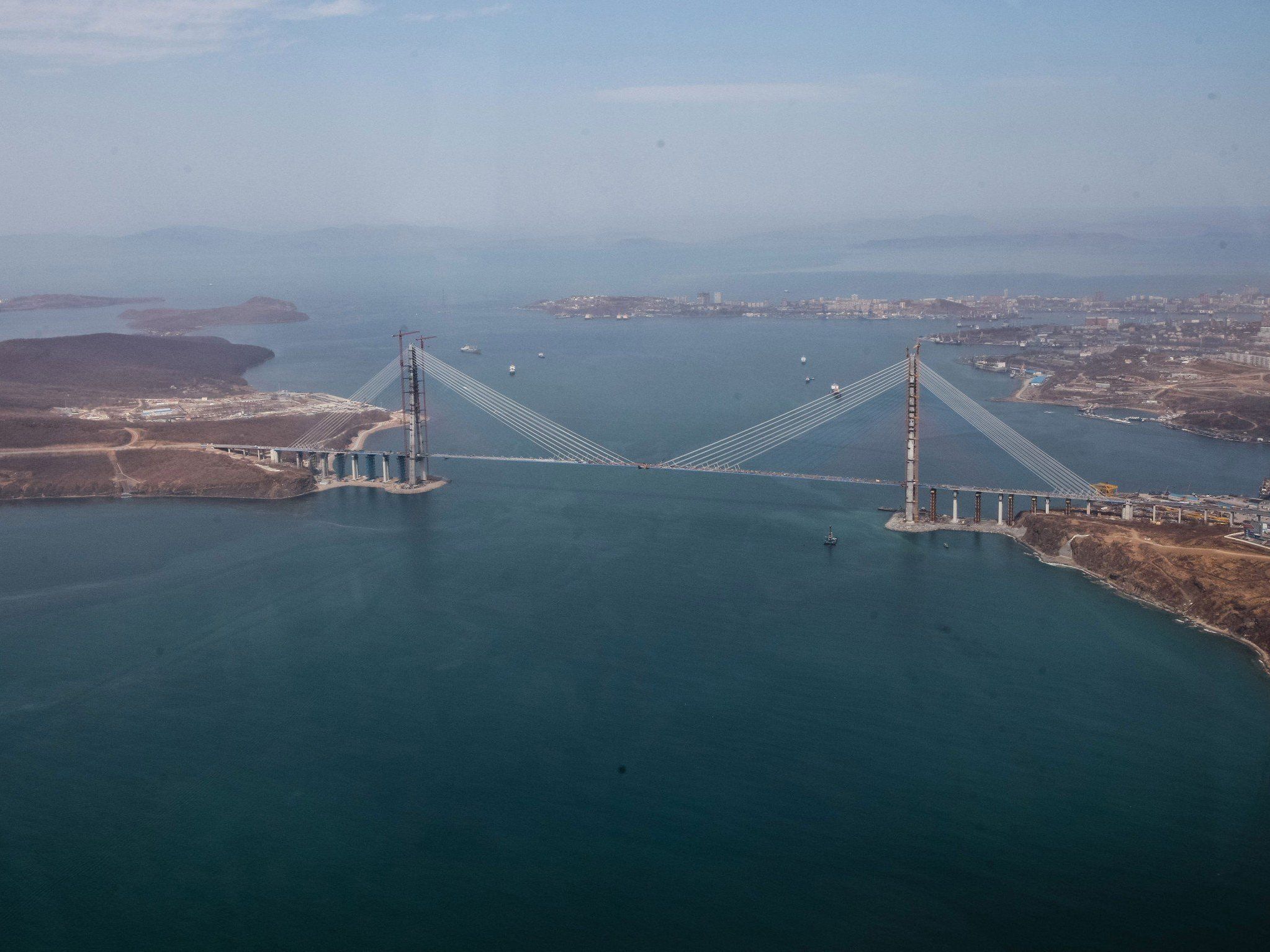 37-Jähriger überlebte 65 Meter tiefen Fall in den Bosporus. 37-Jähriger überlebte 65 Meter tiefen Fall in den Bosporus.