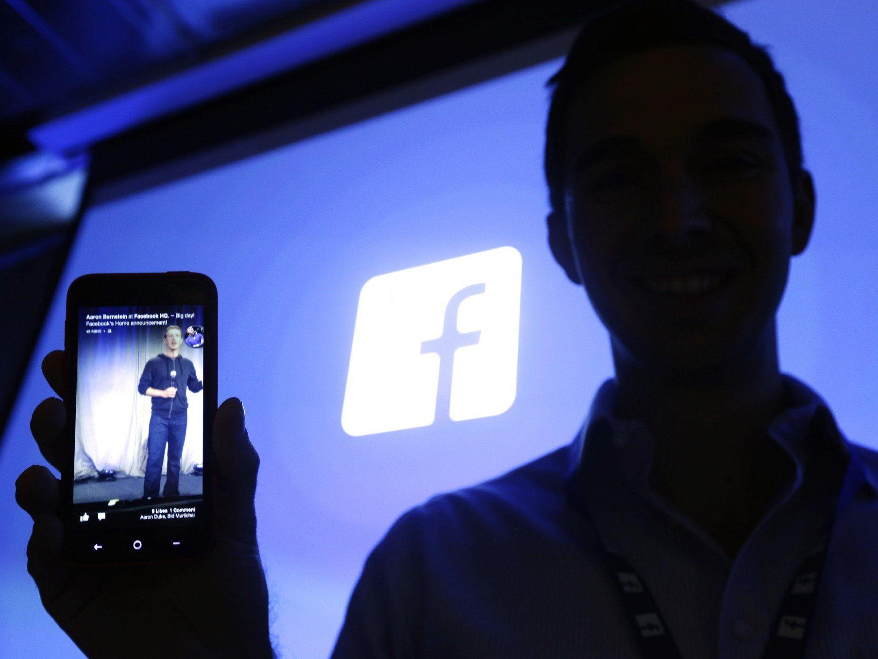 Mark Zuckerbergs nächster Streich? Präsentation der Facebook-Android-Pläne.