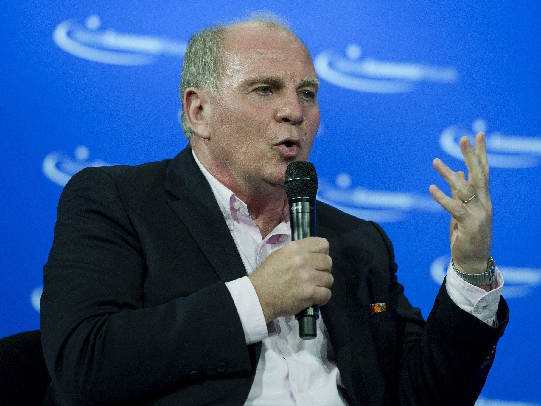 Nach dem Platzen des deutschen Steuerabkommens mit der Schweiz erstattete Uli Hoeneß Selbstanzeige. Nach dem Platzen des deutschen Steuerabkommens mit der Schweiz erstattete Uli Hoeneß Selbstanzeige.