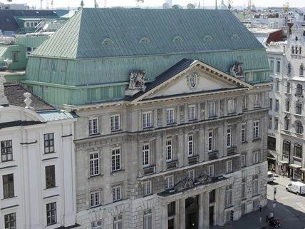 Aus der ehemaligen Länderbankzentrale in Wien wird ein Fünf-Sterne-Hotel.