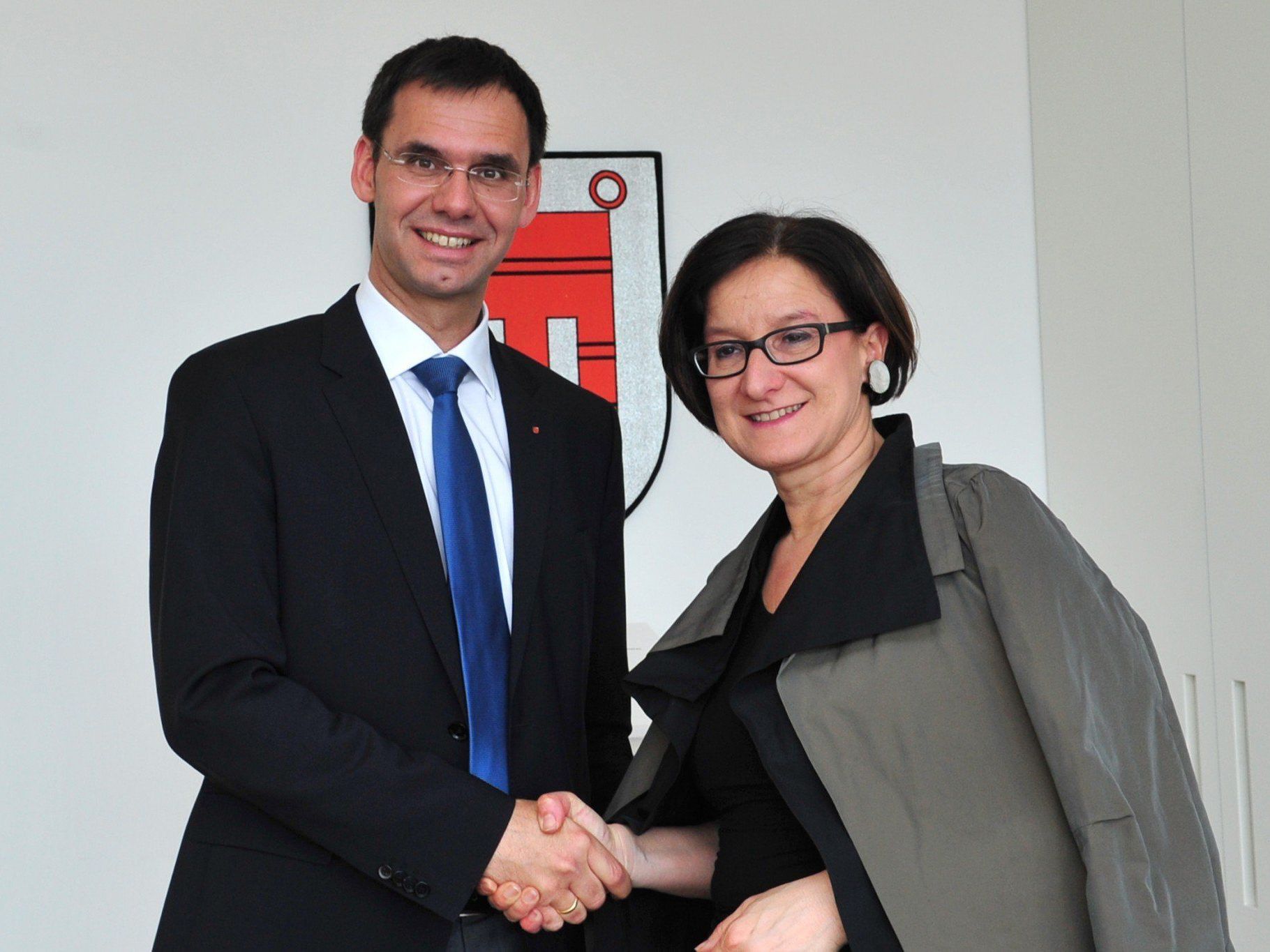 Für ein Arbeitsgespräch mit dem Landeshauptmann ist am Donnerstag Innenministerin Johanna Mikl-Leitner nach Vorarlberg gekommen. Für ein Arbeitsgespräch mit dem Landeshauptmann ist am Donnerstag Innenministerin Johanna Mikl-Leitner nach Vorarlberg gekommen.