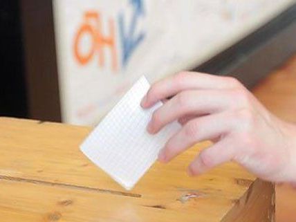 ÖH-Wahl: FEST gegen Zwei-Klassen-Gesellschaft bei Studenten ÖH-Wahl: FEST gegen Zwei-Klassen-Gesellschaft bei Studenten