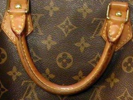 Eine teure Designer-Handtasche mit tausenden Euro Bargeld fiel einem Dieb in die Hände