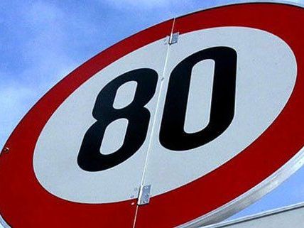 Schwechat setzt sich für Tempo 80 ein. Schwechat setzt sich für Tempo 80 ein.