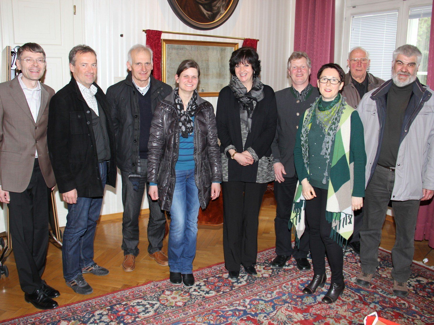 Zu Besuch an der Uni Innsbruck: Die Bürgermeister/in mit Rektor Tilmann Märk, der Leiterin der Internationalen Dienste Barbara Tasser, der Leiterin der Studienabteilung Bernadette Broucek und dem Leiter des International Relations Office Mathias Schennach.