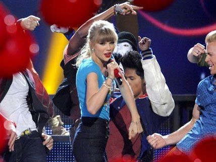 Taylor SWift wurde mehrfach bei den Billboard Awards ausgezeichnet Taylor SWift wurde mehrfach bei den Billboard Awards ausgezeichnet