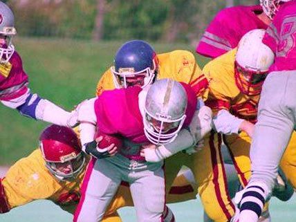 Die Vikings spielen gegen die Rangers im Stile der 80er Jahre. Die Vikings spielen gegen die Rangers im Stile der 80er Jahre.