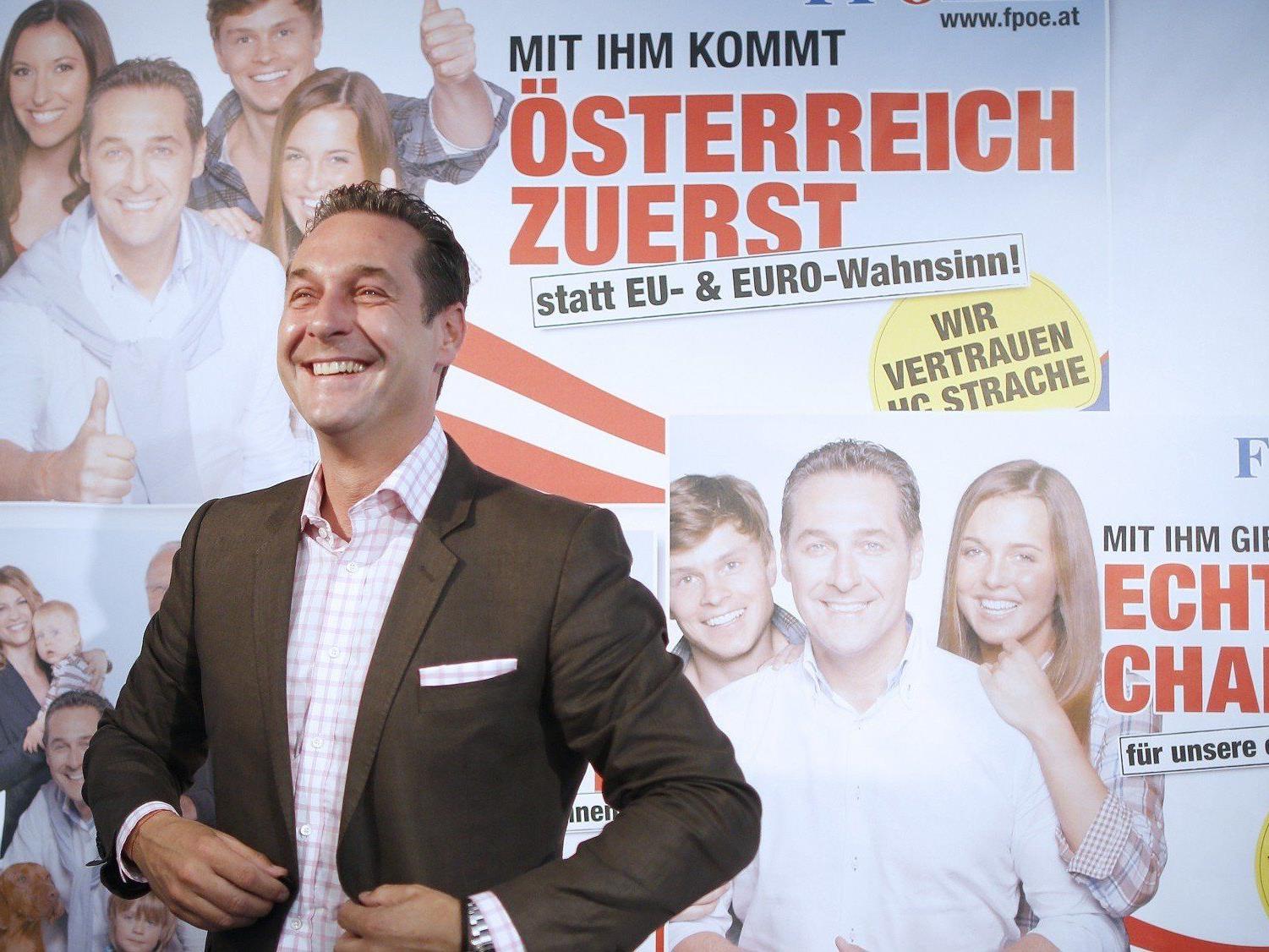 Strache stellte die Plakatkampagne der FPÖ für die Nationalratswahl vor.