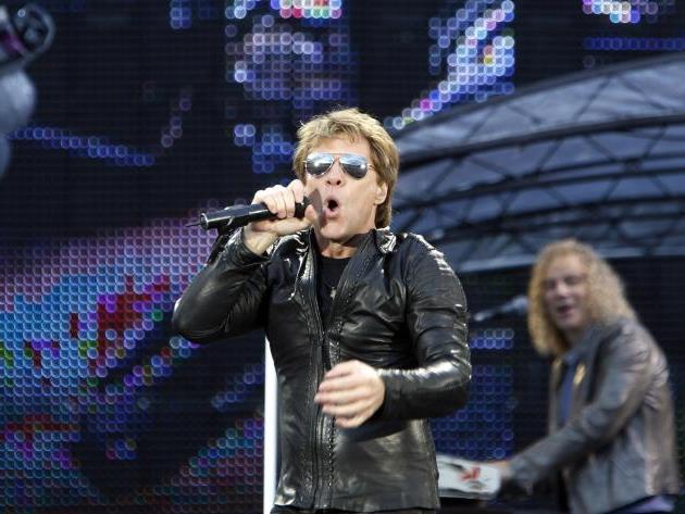 Jon Bon Jovi wurde auf der Bühne von einem Allergieanfall außer Gefecht gesetzt.