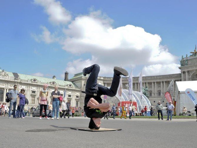 Gute Laune auch am 2. Tag des Wiener Stadtfests. Gute Laune auch am 2. Tag des Wiener Stadtfests.
