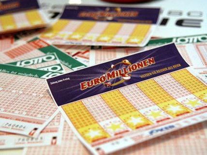 Ein Mann aus NÖ hatte ein sehr glückliches Händchen beim Lotto. Ein Mann aus NÖ hatte ein sehr glückliches Händchen beim Lotto.
