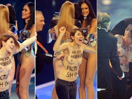 Ein nackt-Protest sorgte während dem Live-Finale von "Germany's Next Topmodel" für Aufregung. Ein nackt-Protest sorgte während dem Live-Finale von "Germany's Next Topmodel" für Aufregung.