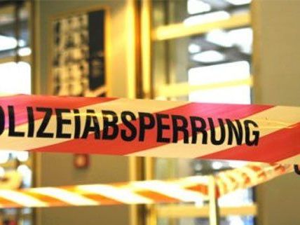 Der Tote wurde Ende vergangener Woche in seiner Wohnung gefunden. Der Tote wurde Ende vergangener Woche in seiner Wohnung gefunden.