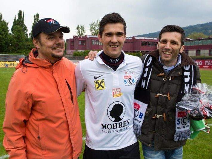 Bregenz-Sportchef Ewald Gisinger, Goalie Predi Zivanovic und Präsident Pascal Pletsch. Bregenz-Sportchef Ewald Gisinger, Goalie Predi Zivanovic und Präsident Pascal Pletsch.