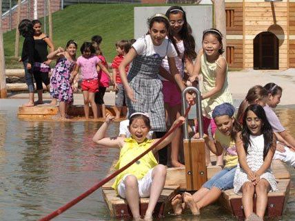 Am 7. Juni wird am Wasserspielplatz gefeiert. Am 7. Juni wird am Wasserspielplatz gefeiert.