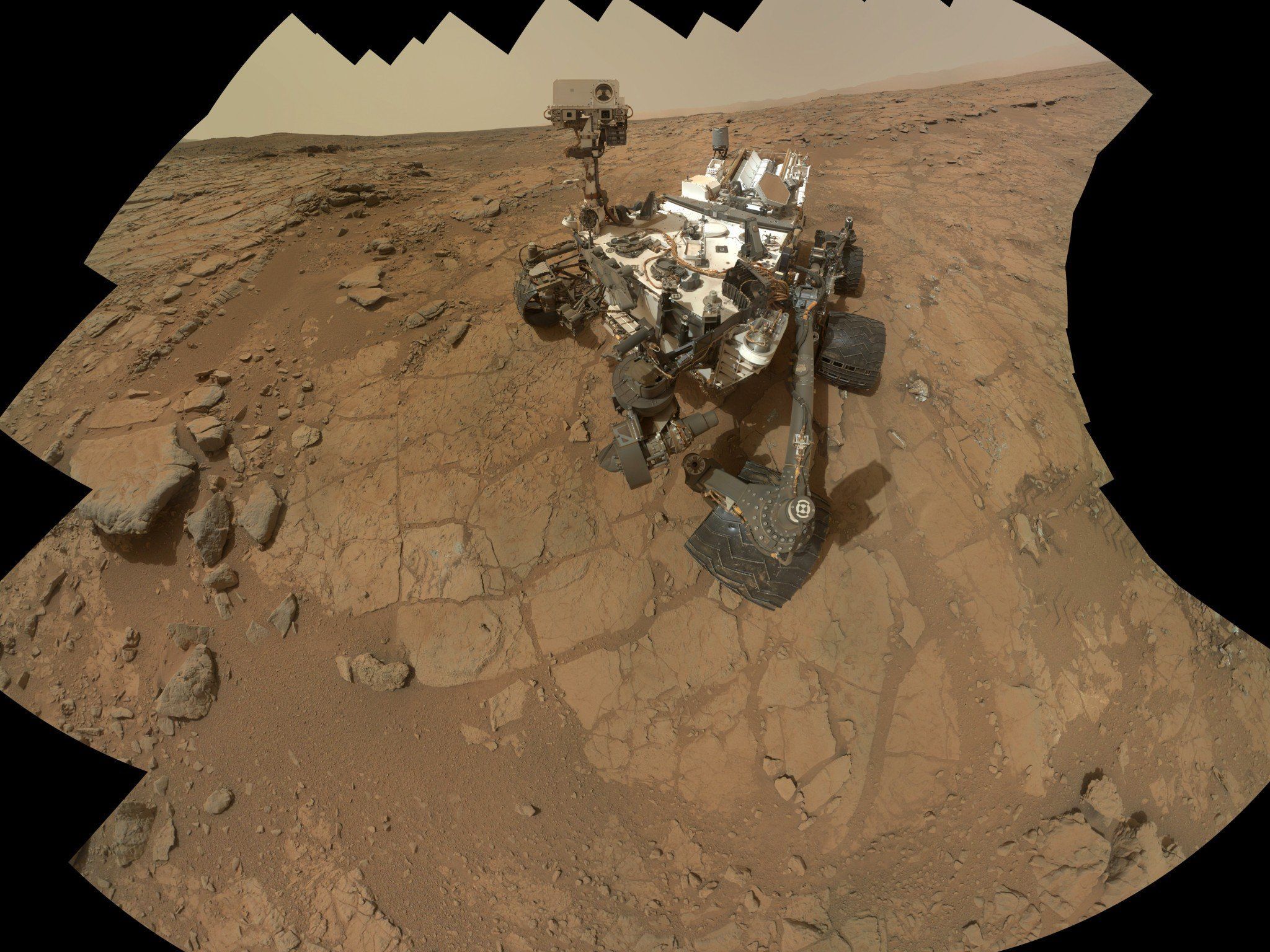 Marsrover "Curiosity": Fahrt zum acht Kilometer entfernten Mount Sharp. Marsrover "Curiosity": Fahrt zum acht Kilometer entfernten Mount Sharp.