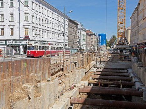 Bauarbeiten Verlängerung U1 Favoritenstraße bei der Troststraße Bauarbeiten Verlängerung U1 Favoritenstraße bei der Troststraße