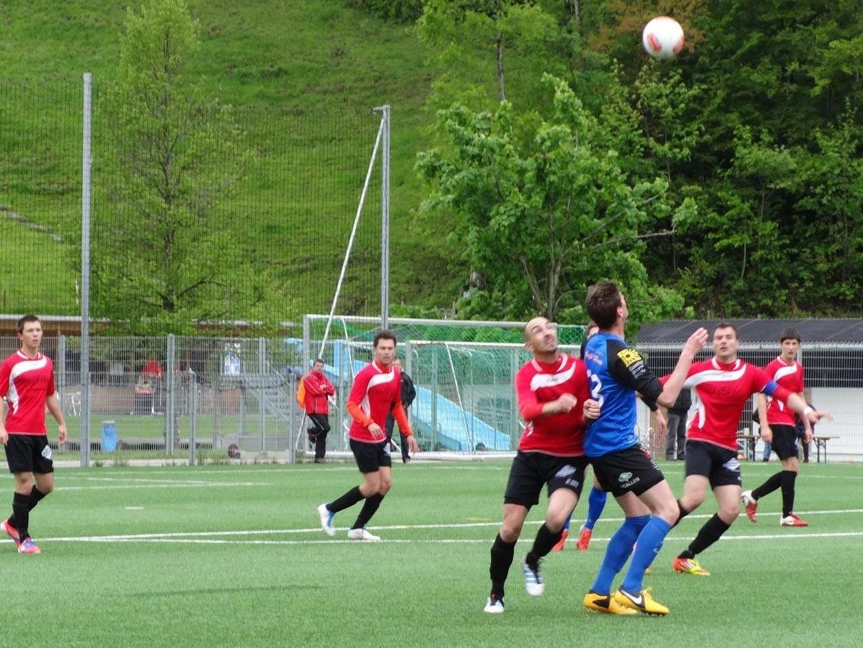 Der Hittisauer Fußballplatz ist Schauplatz des letzten Saisonderbys. Der Hittisauer Fußballplatz ist Schauplatz des letzten Saisonderbys.