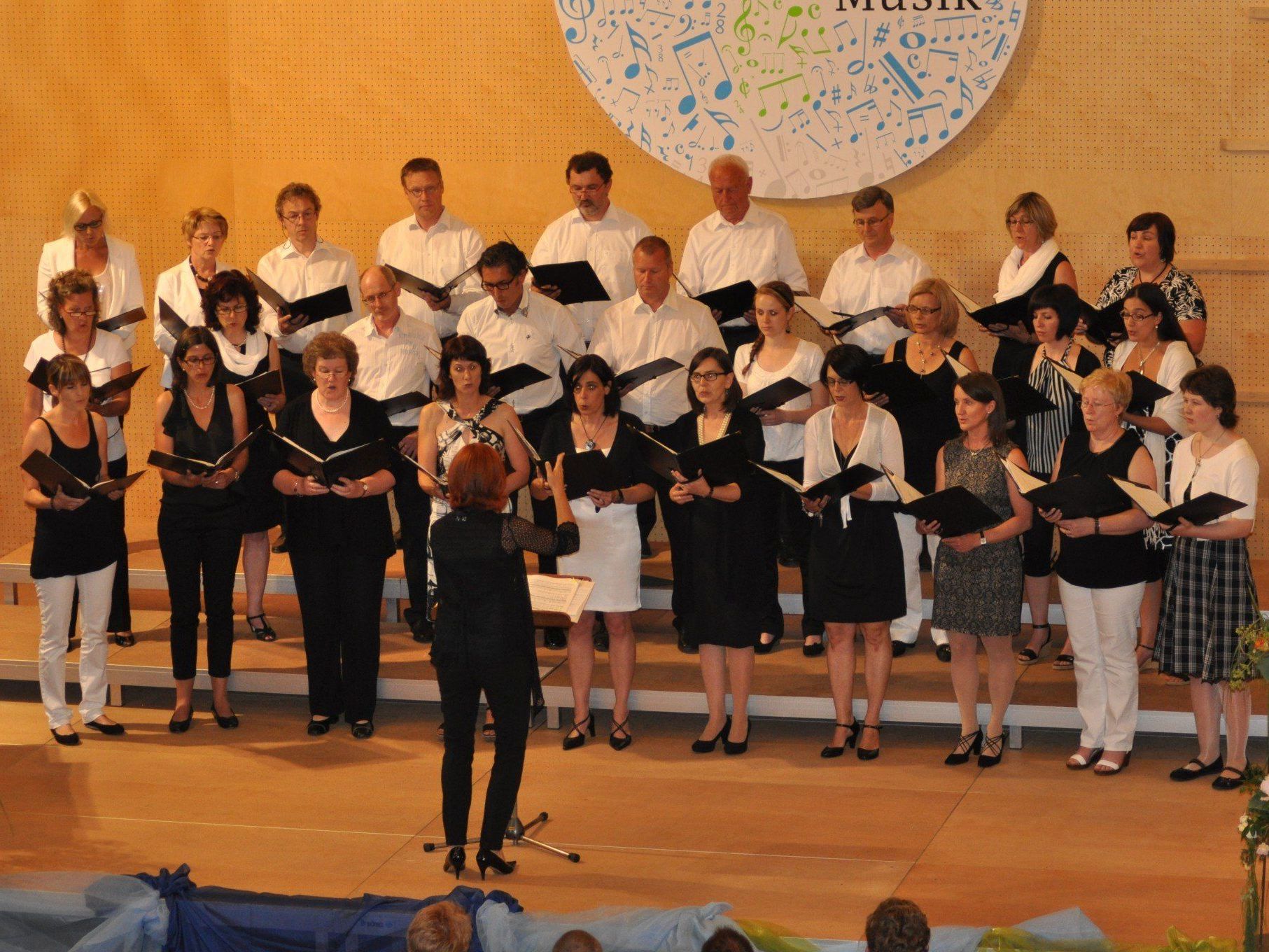 Der Kirchenchor Klaus begeisterte mit seinem Konzert die vielen Zuhörer. Der Kirchenchor Klaus begeisterte mit seinem Konzert die vielen Zuhörer.