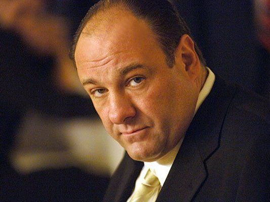 James Gandolfini wie man ihn kannte und liebte: Als Mafia-Boss Tony Soprano James Gandolfini wie man ihn kannte und liebte: Als Mafia-Boss Tony Soprano