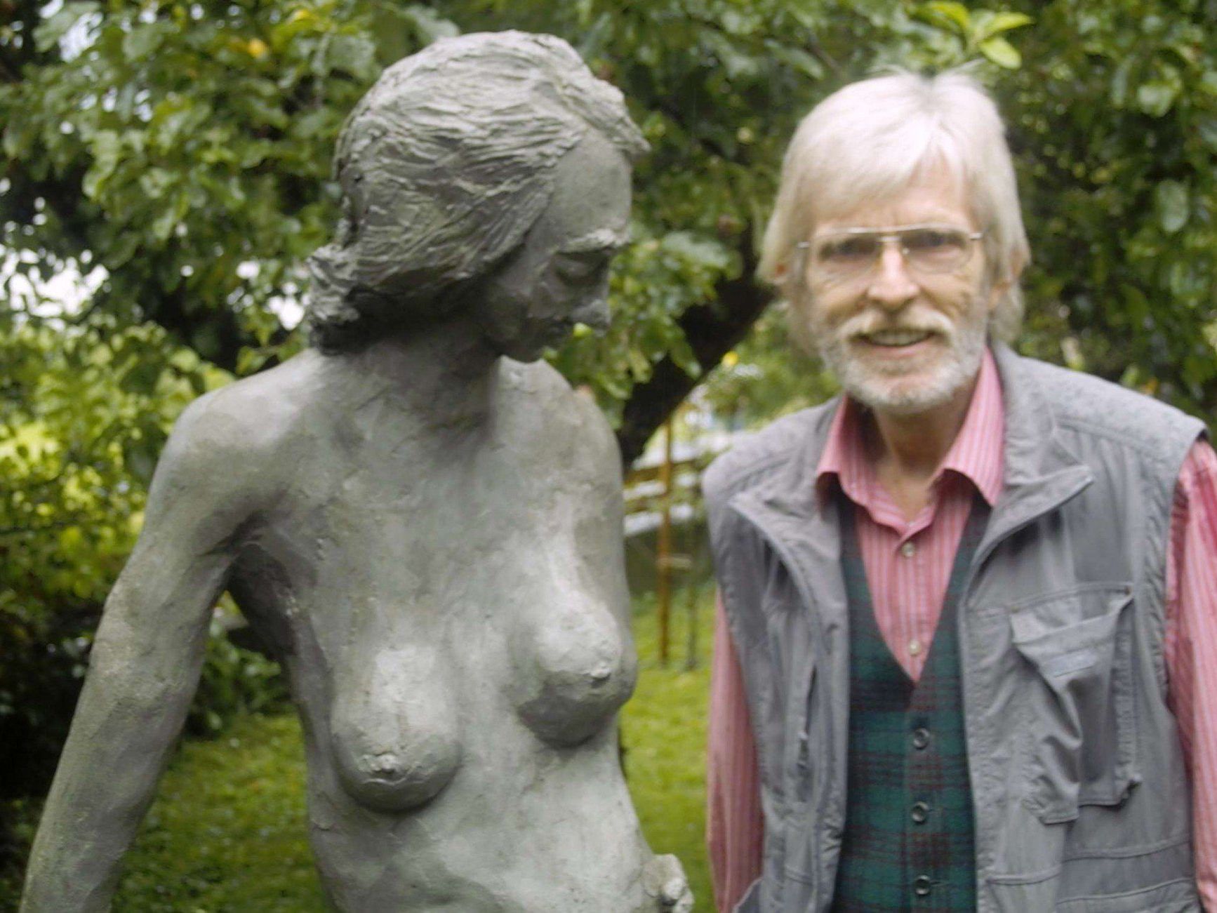Reinhard Welte führt am 7. Juli um 17 Uhr durch seinen Skulpturengarten. Reinhard Welte führt am 7. Juli um 17 Uhr durch seinen Skulpturengarten.