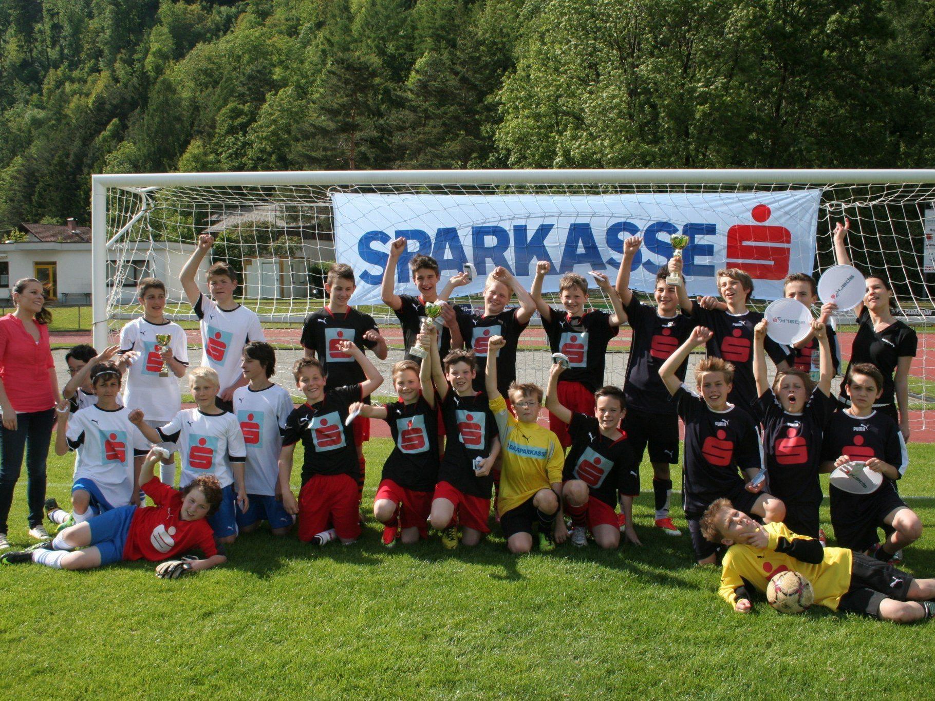Die drei Sieger-Teams: Die Mittelschulen Altach und Großwalsertal sowie das BG Bludenz. Die drei Sieger-Teams: Die Mittelschulen Altach und Großwalsertal sowie das BG Bludenz.