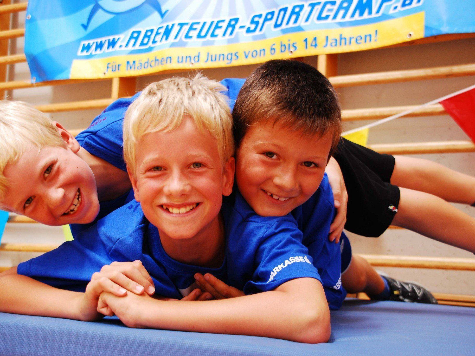 „20 JAHRE ABENTEUER SPORTCAMP“. „20 JAHRE ABENTEUER SPORTCAMP“.