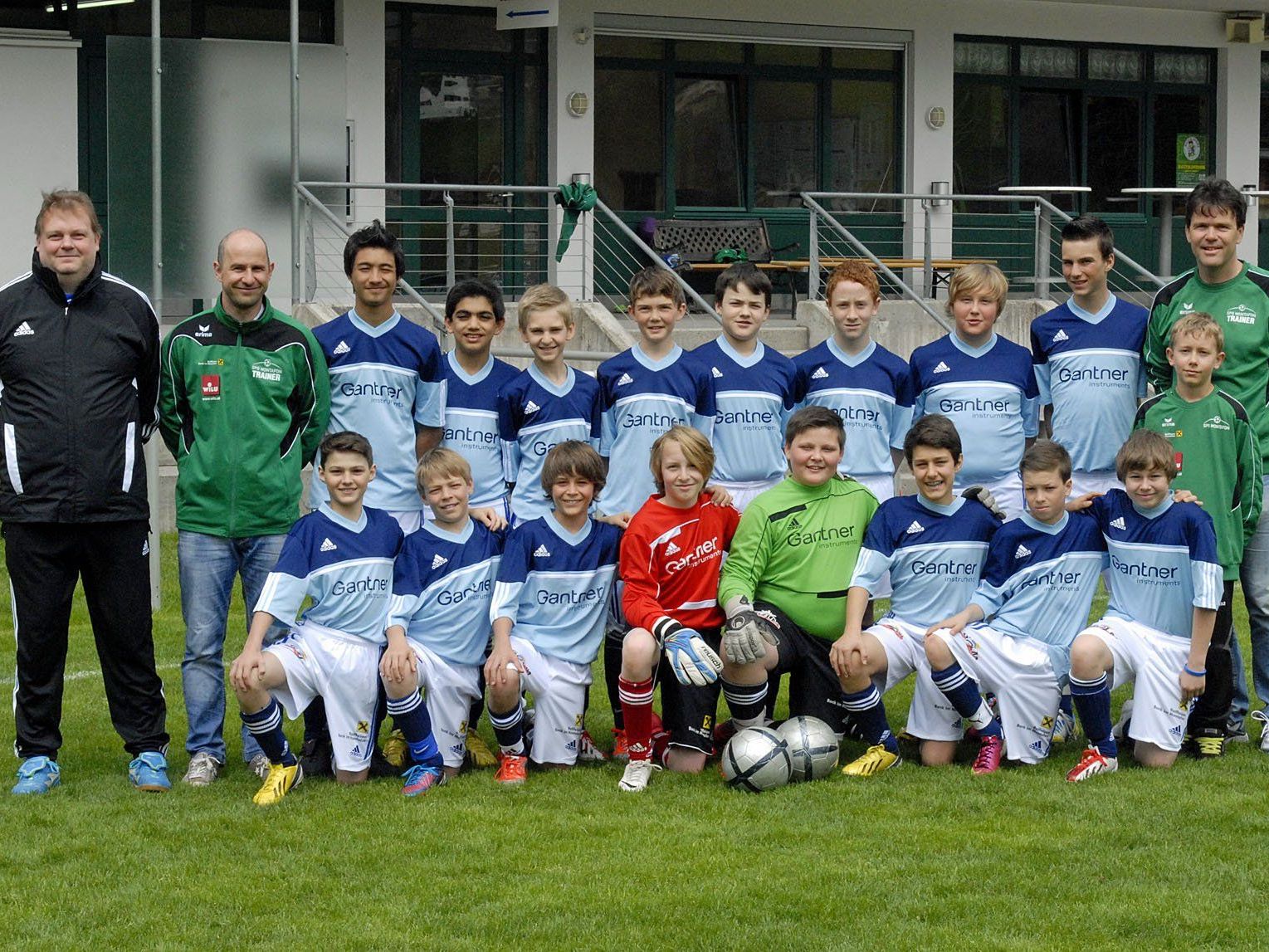 Die SPG Montafon U13 konnte in Bregenz zumindest zeigen, dass sie spielerisch sehr gut ist. Die SPG Montafon U13 konnte in Bregenz zumindest zeigen, dass sie spielerisch sehr gut ist.