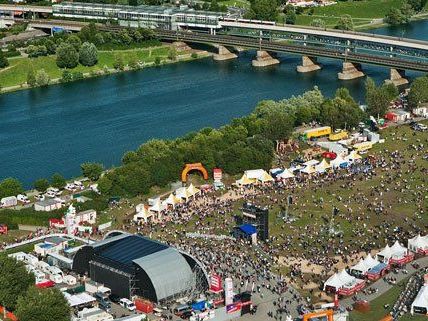 Vom 21. bis 23.6. findet in Wien das 30. Donauinselfest statt. Vom 21. bis 23.6. findet in Wien das 30. Donauinselfest statt.