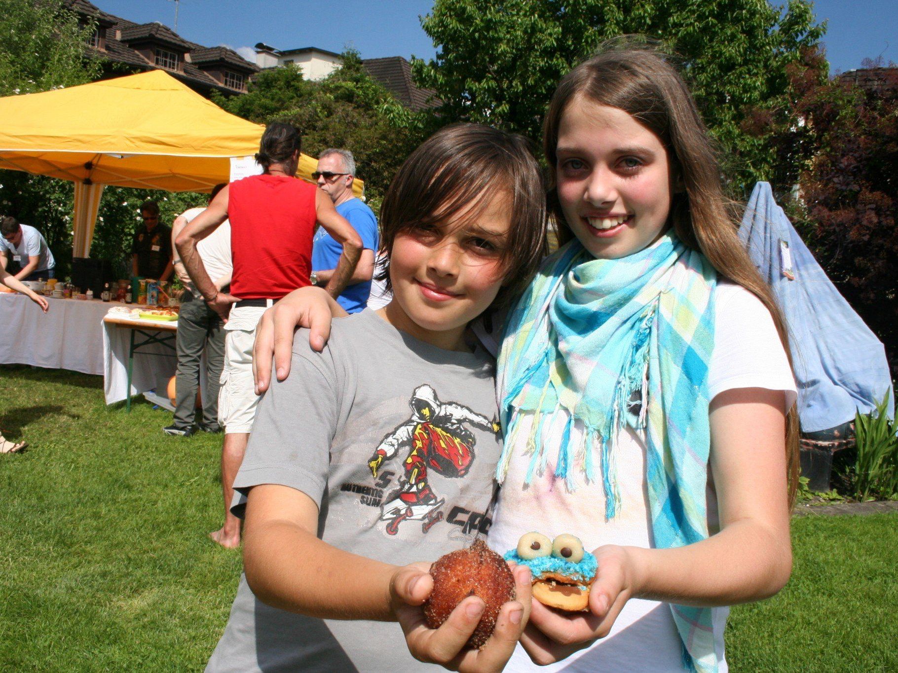 Auch Jonathan und Theresa waren gerne beim Spielefest dabei. Auch Jonathan und Theresa waren gerne beim Spielefest dabei.