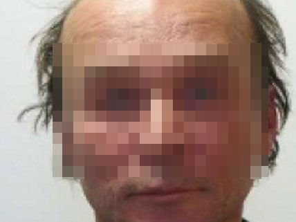 Dieser Mann wird von der Polizei gesucht Dieser Mann wird von der Polizei gesucht