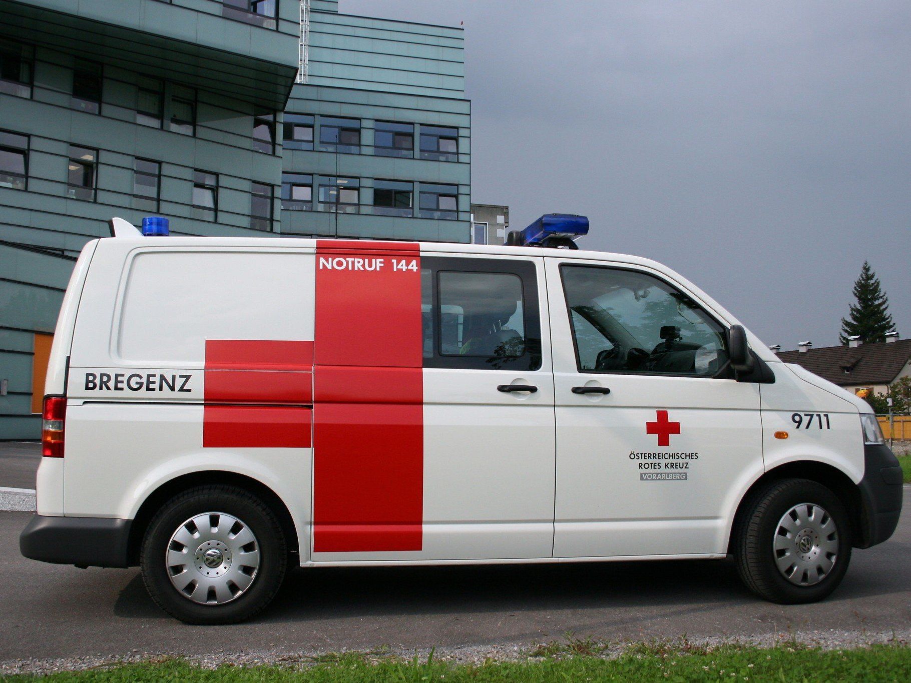 Bregenzer mit Hirnblutungen ins KH Bregenz eingeliefert. Bregenzer mit Hirnblutungen ins KH Bregenz eingeliefert.
