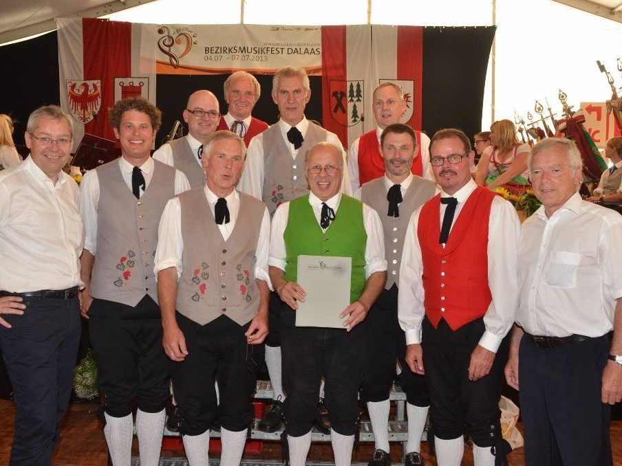 Strahlende Musikanten mit sehr gutem Erfolg Strahlende Musikanten mit sehr gutem Erfolg