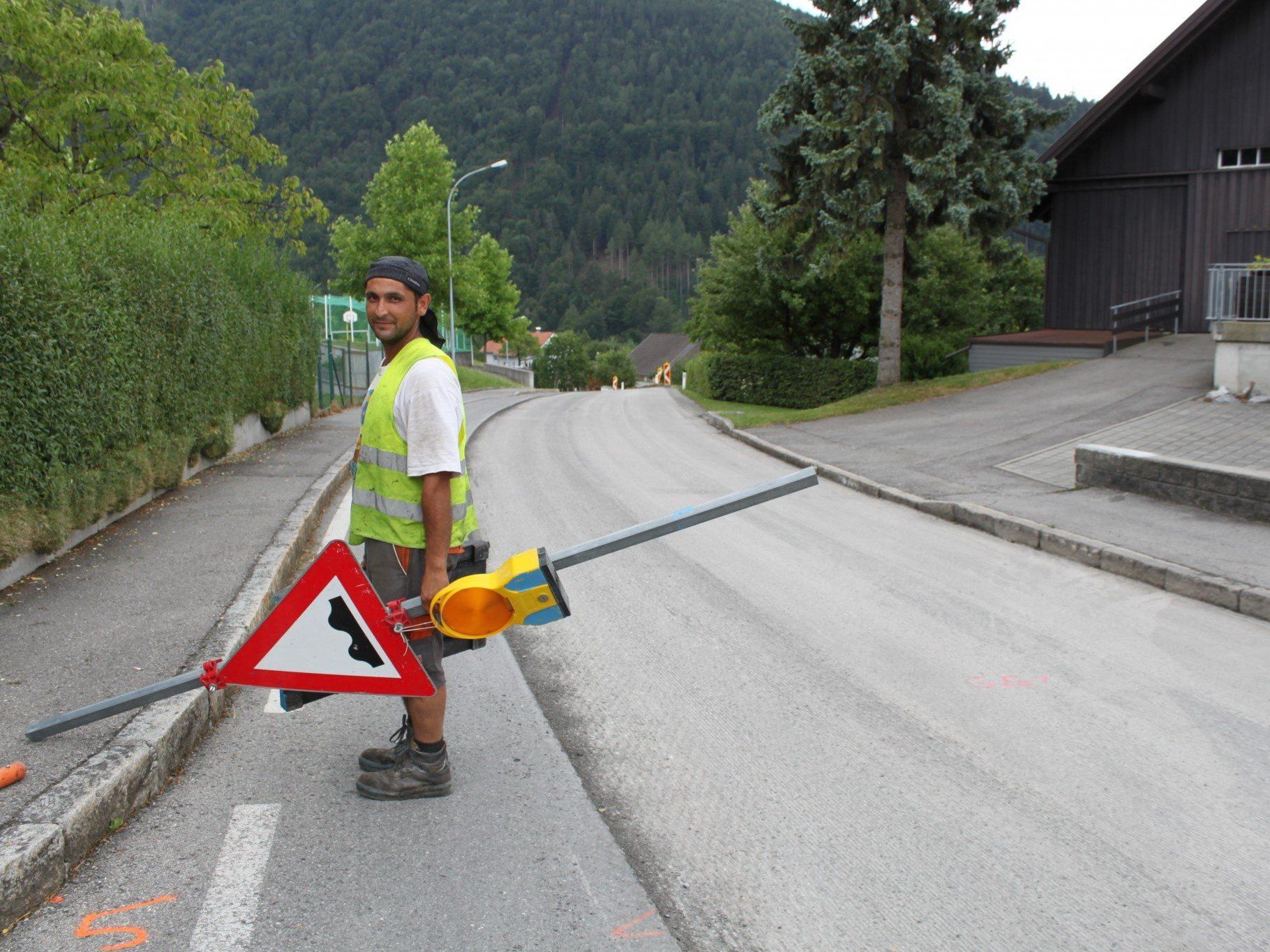 Straßensperre L69, Fraxner Straße von Dienstag, 30. Juli - 19 Uhr bis Freitag, 02. August - 6.00 Uhr. Umleitung über Orsanka Straßensperre L69, Fraxner Straße von Dienstag, 30. Juli - 19 Uhr bis Freitag, 02. August - 6.00 Uhr. Umleitung über Orsanka