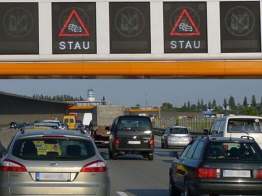 Auf der A4 kam es nach einem Lkw-Unfall zum Stau Auf der A4 kam es nach einem Lkw-Unfall zum Stau