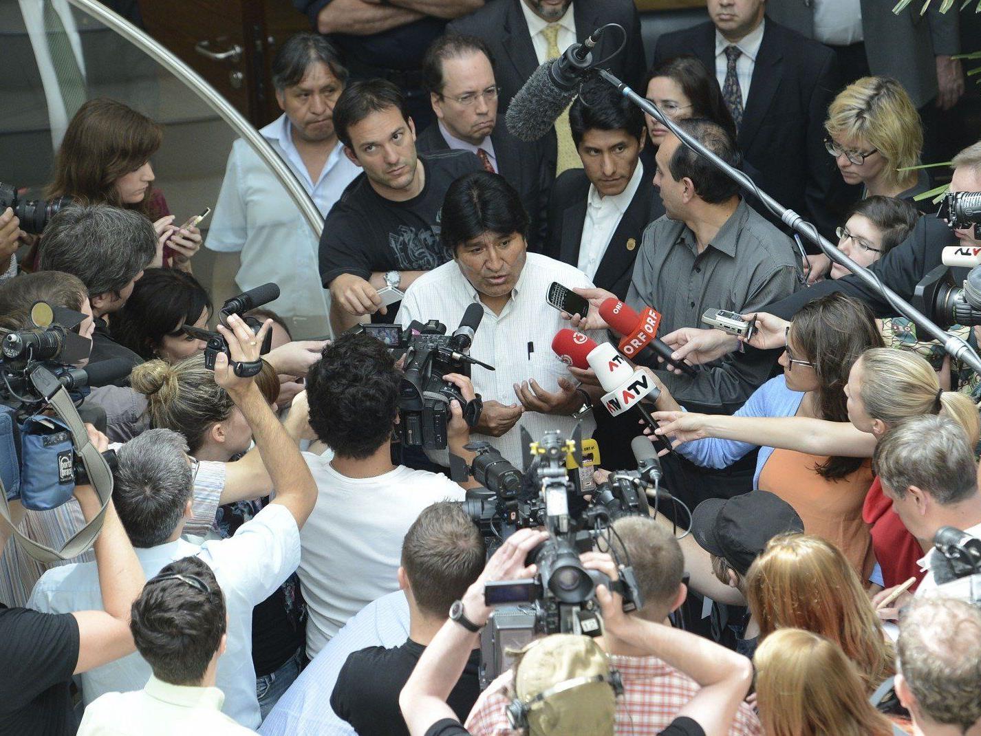 Die Diskussionen rund um die Landung von Morales in Wien gehen weiter.