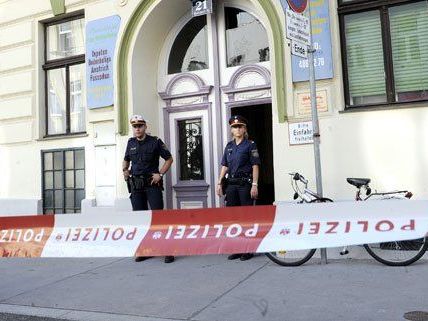 Mordalarm in Wien-Hernals: Verdächtiger stach auf sein Opfer ein Mordalarm in Wien-Hernals: Verdächtiger stach auf sein Opfer ein