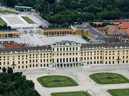 Schloss Schönbrunn: Millionen-Rückstellungen wegen Schloss Hof nötig