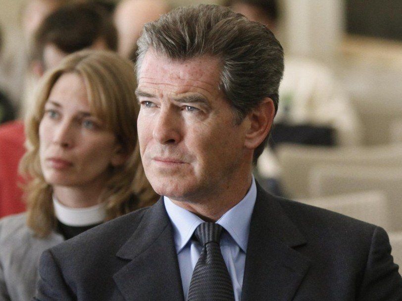 Pierce Brosnans Tochter starb mit 41 Jahren an Eierstockkrebs. Pierce Brosnans Tochter starb mit 41 Jahren an Eierstockkrebs.
