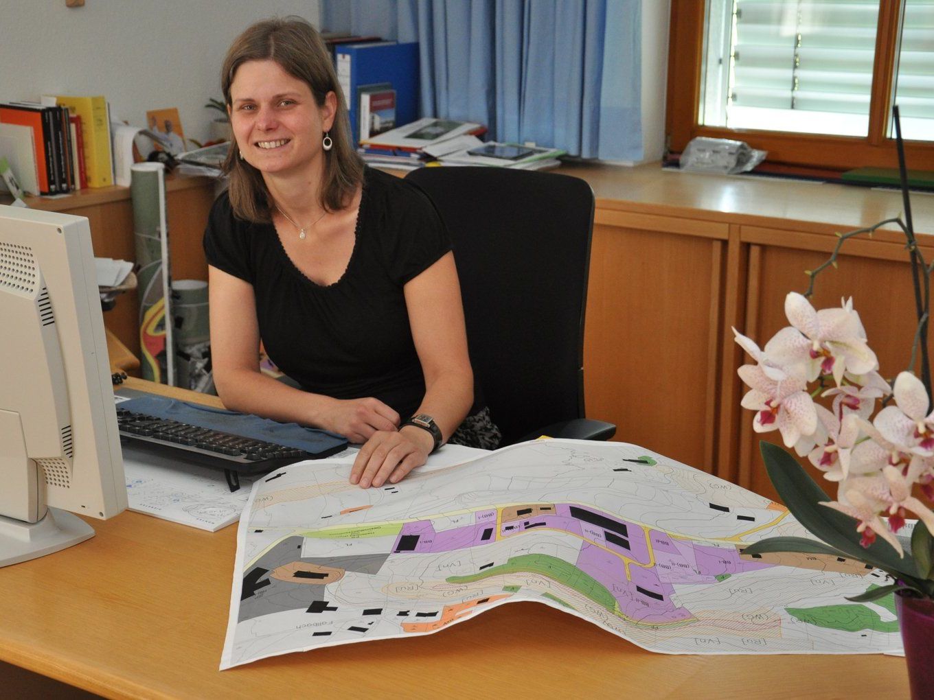 Bürgermeisterin Annette Sohler ist seit drei Jahren Ortschefin von Lingenau. Bürgermeisterin Annette Sohler ist seit drei Jahren Ortschefin von Lingenau.