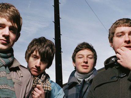 Am Samstag begeistern Arctic Monkeys ihre Fans sowohl mit altbekannten, als auch mit neuen Songs. Am Samstag begeistern Arctic Monkeys ihre Fans sowohl mit altbekannten, als auch mit neuen Songs.