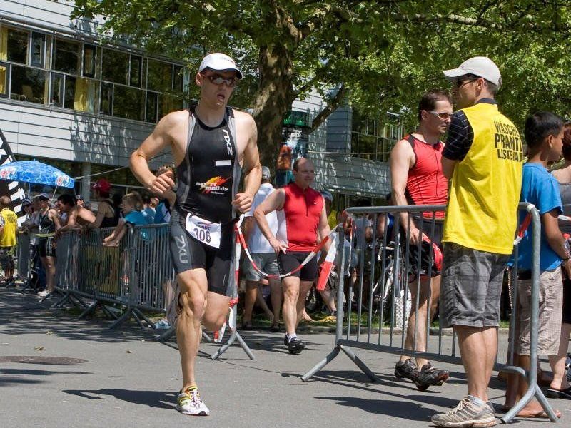 Zum zweiten Mal nimmt Triathlet Florian Geser bei der WM auf Hawaii im Oktober teil. Zum zweiten Mal nimmt Triathlet Florian Geser bei der WM auf Hawaii im Oktober teil.